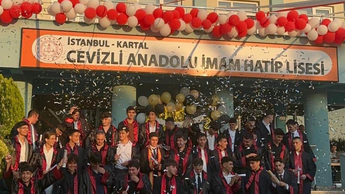 2025 MEZUNİYETİMİZ